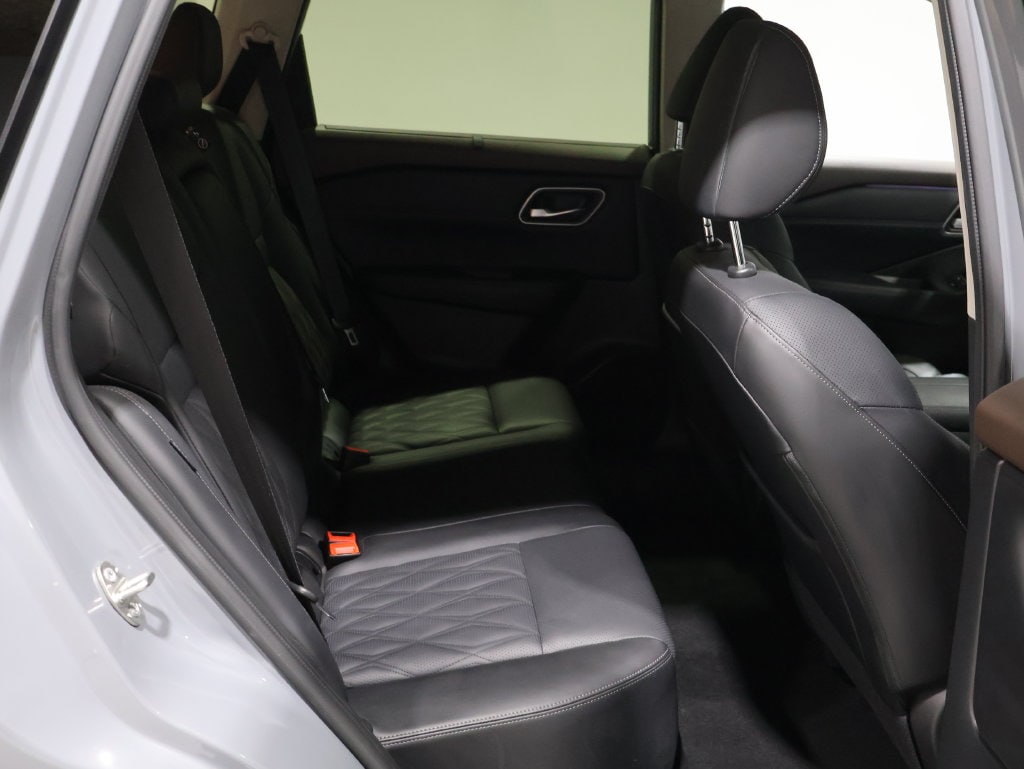 2023 Nissan Rogue Platinum - Photo 20