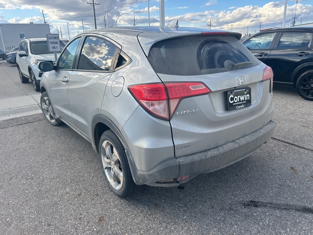 2017 Honda HR-V EX photo 4