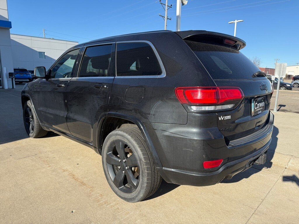 2015 Jeep Grand Cherokee Laredo photo 2