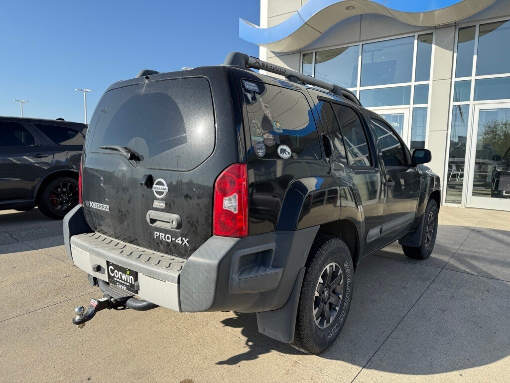 2015 Nissan Xterra PRO-4X photo 3