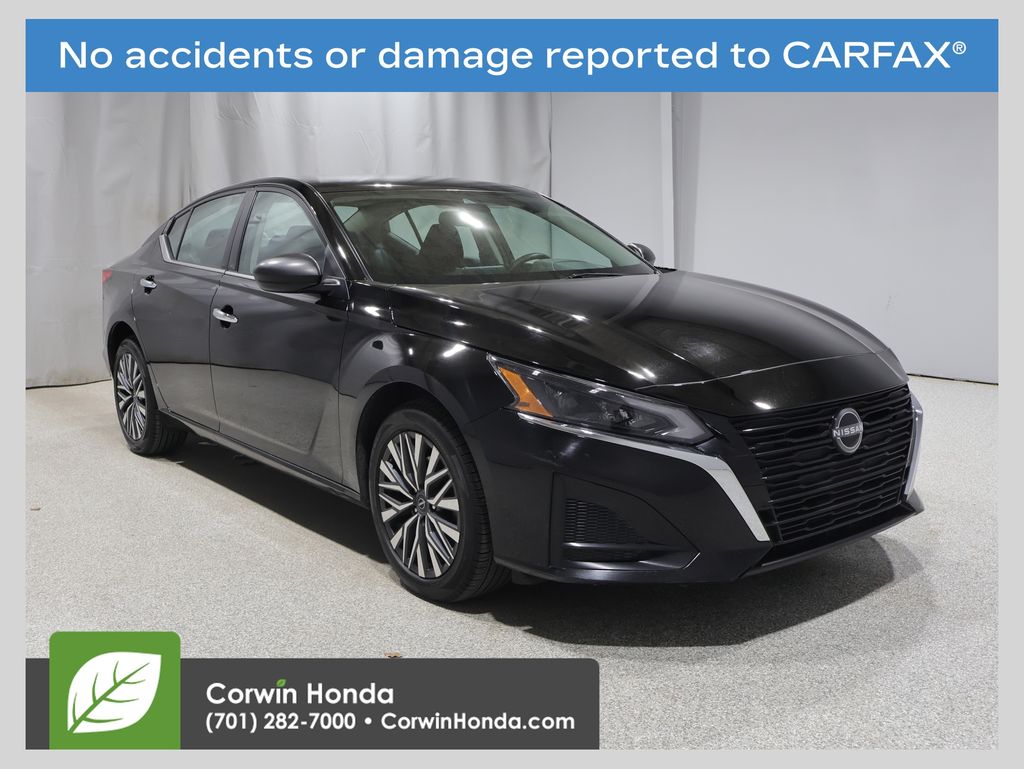 2024 Nissan Altima 2.5 SV AWD's photo