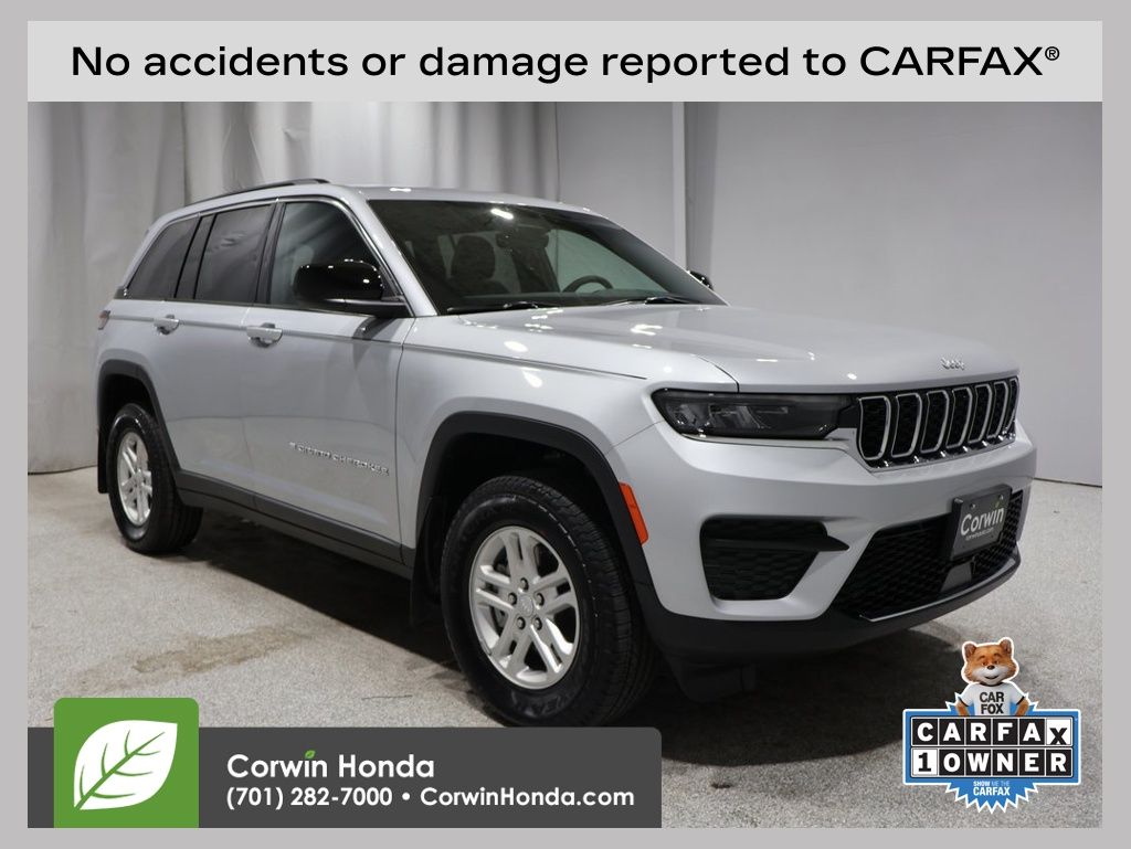 2025 Jeep Grand Cherokee Laredo's photo