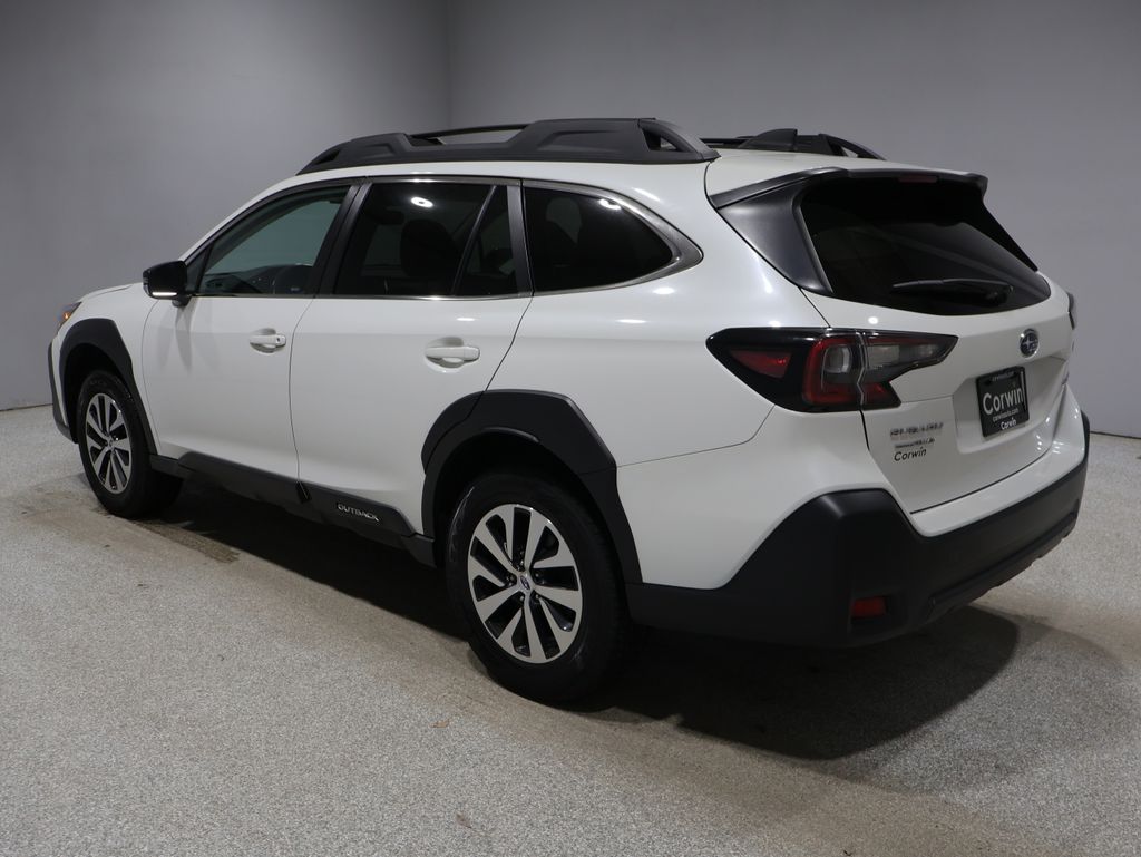 2023 Subaru Outback Premium photo 2