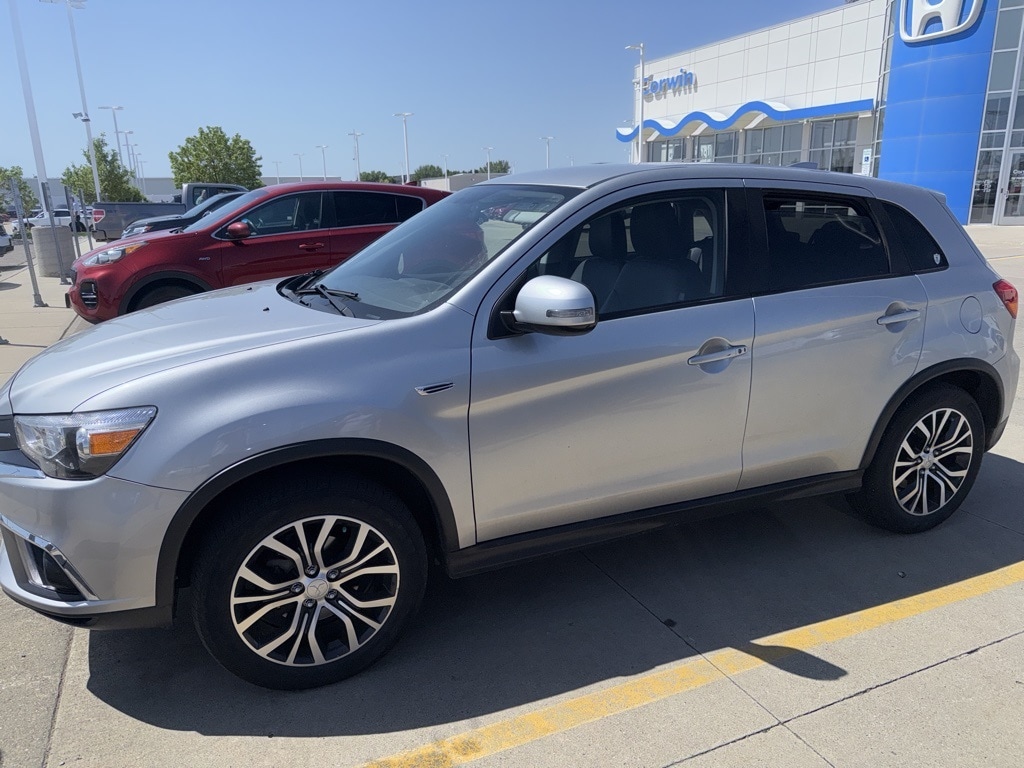 Used 2018 Mitsubishi Outlander Sport SE with VIN JA4AR3AW0JU018579 for sale in Fargo, ND