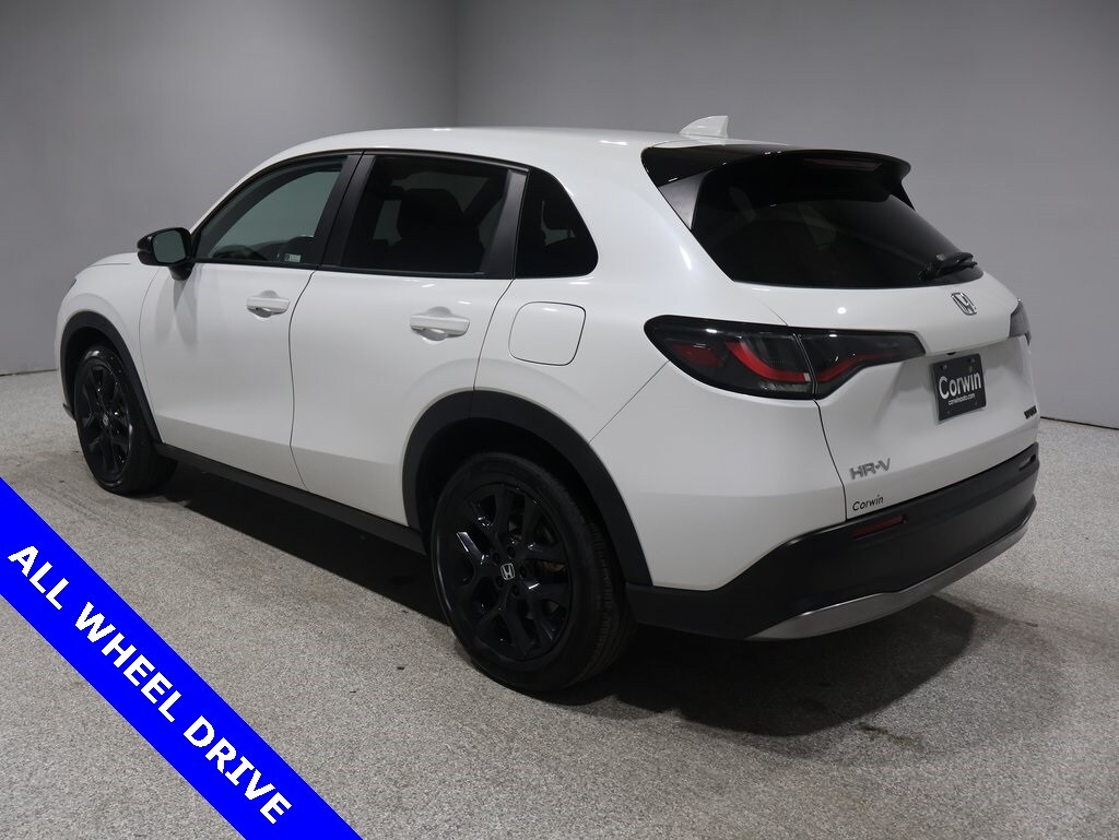 2023 Honda HR-V Sport photo 2
