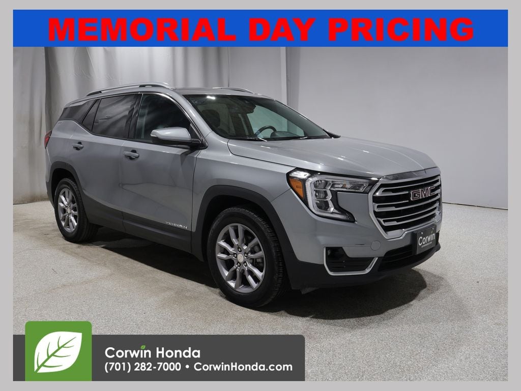 2024 GMC Terrain SLT AWD's photo