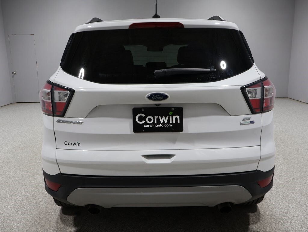 2018 Ford Escape SE photo 2