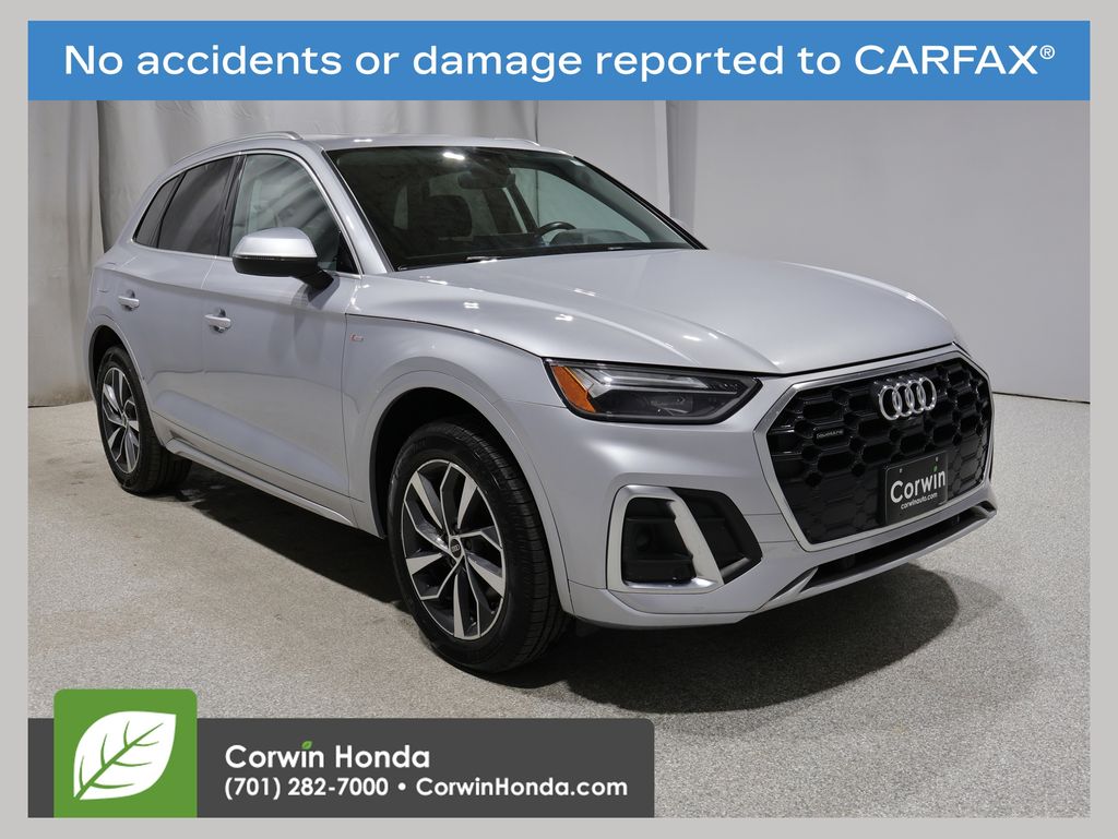 2023 Audi Q5 45 Premium Plus's photo
