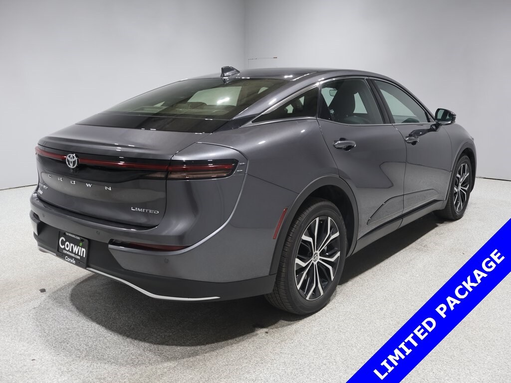 2024 Toyota Crown Limited photo 2