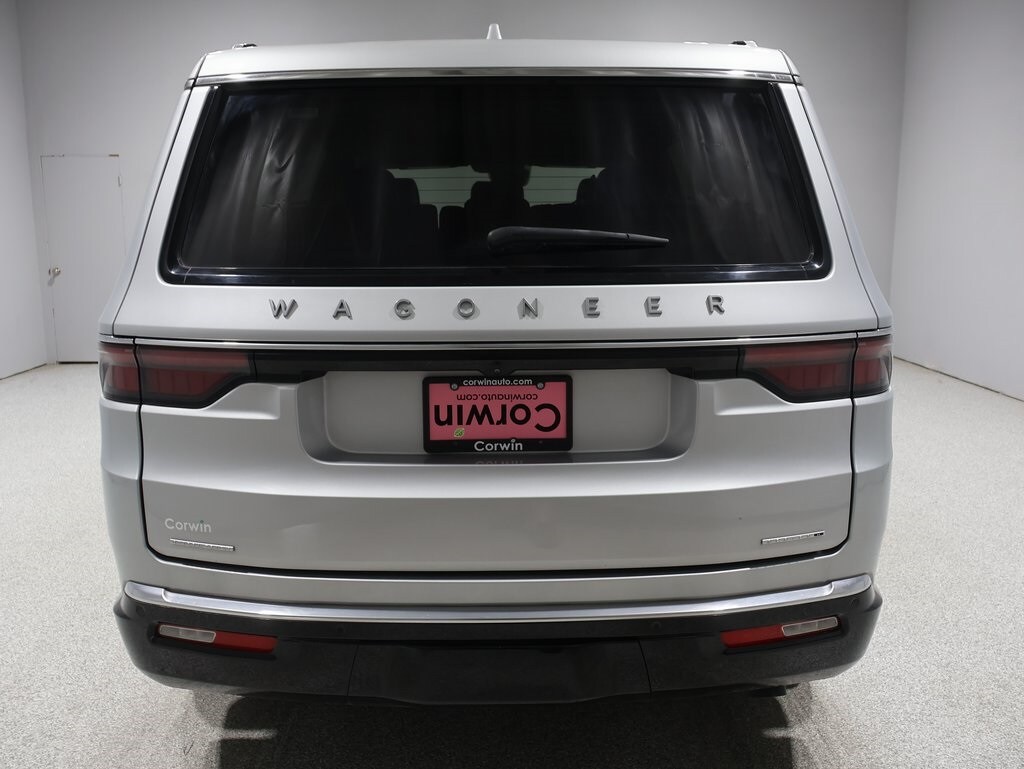 2023 Jeep Wagoneer Series II photo 3