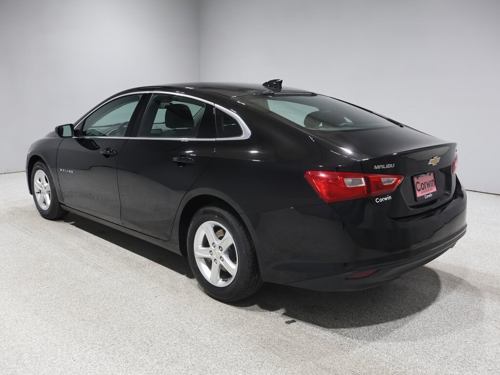 2023 Chevrolet Malibu 1LT photo 4