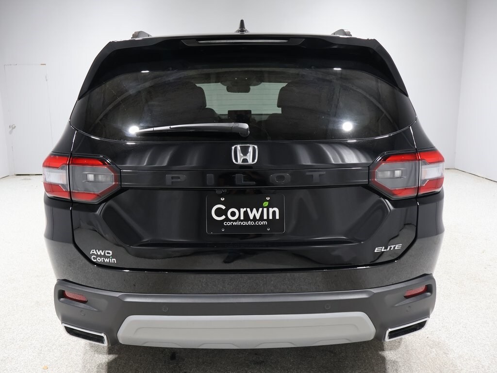 2025 Honda Pilot Elite photo 3