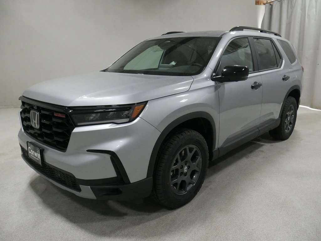 New 2025 Honda Pilot TrailSport SUV