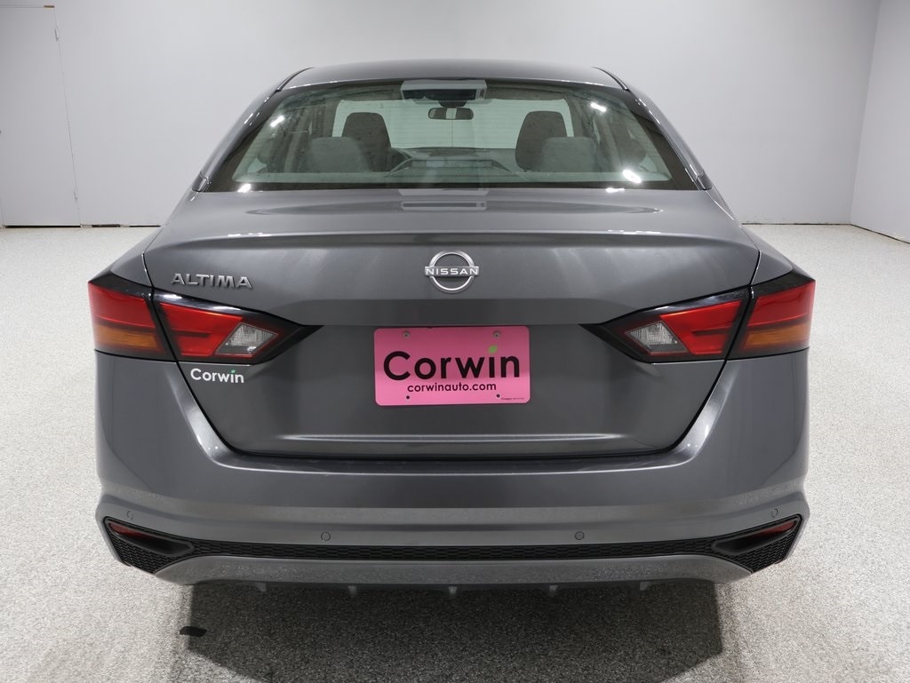Used 2024 Nissan Altima 2.5 S Sedan