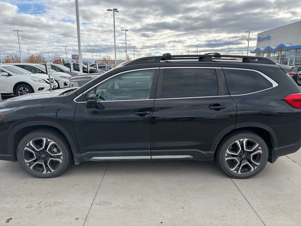 Used 2023 Subaru Ascent Limited 8-Passenger SUV