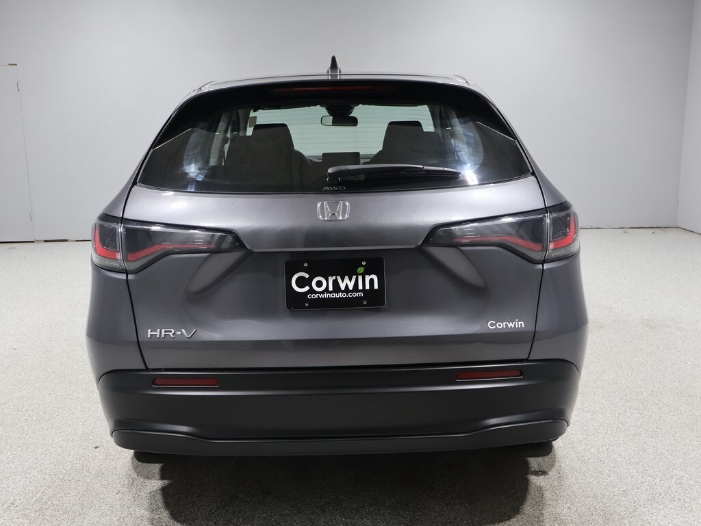 2023 Honda HR-V LX photo 3