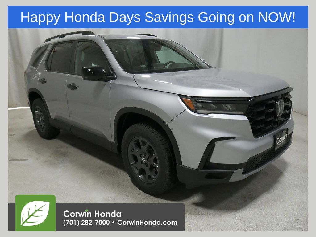 2025 Honda Pilot TrailSport's photo