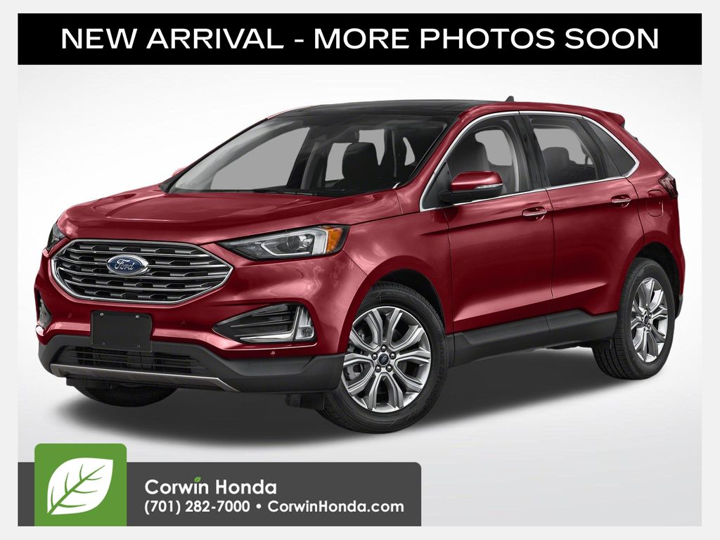 2022 Ford Edge Titanium