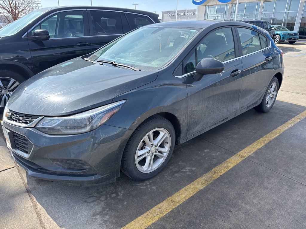 2018 Chevrolet Cruze LT photo 4