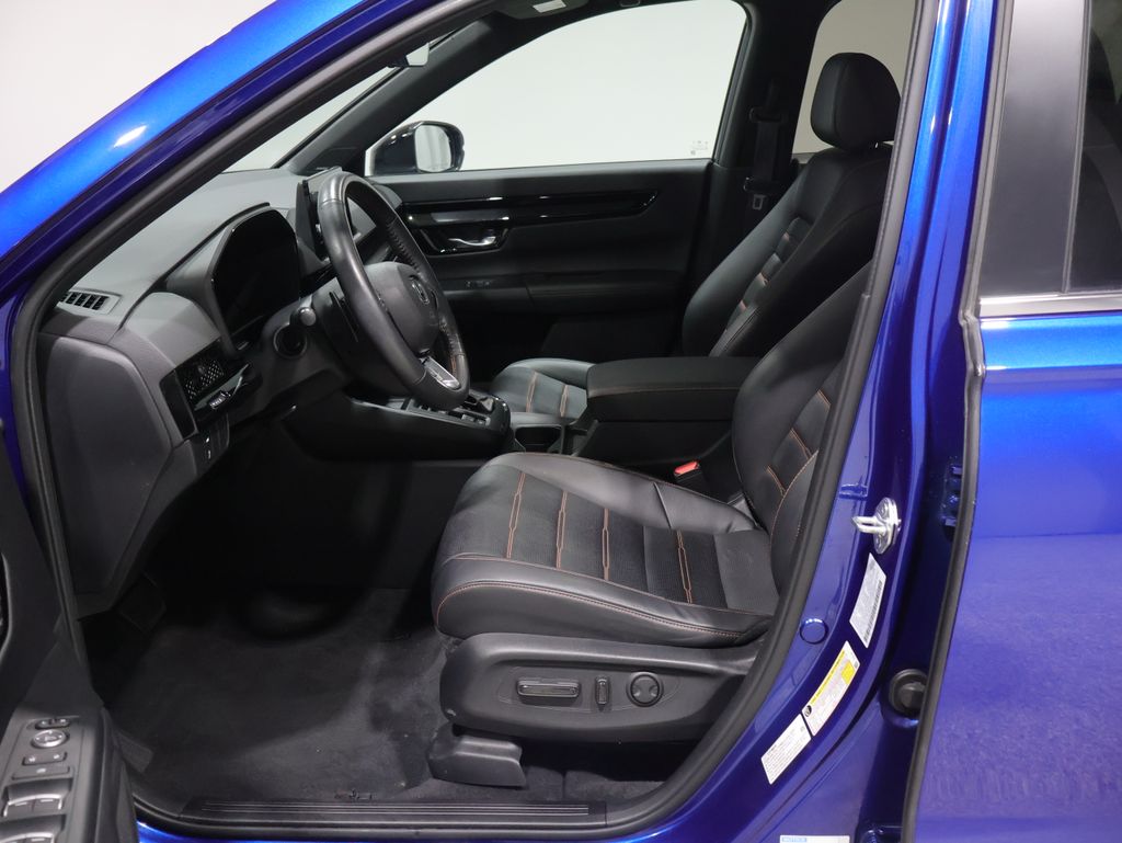 2023 Honda CR-V Hybrid Sport Touring photo 4