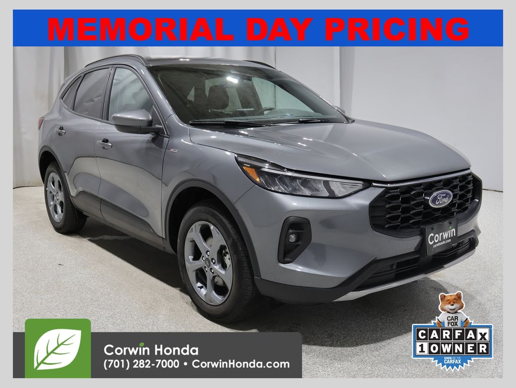 2025 Ford Escape ST-Line Select AWD 2.0L's photo