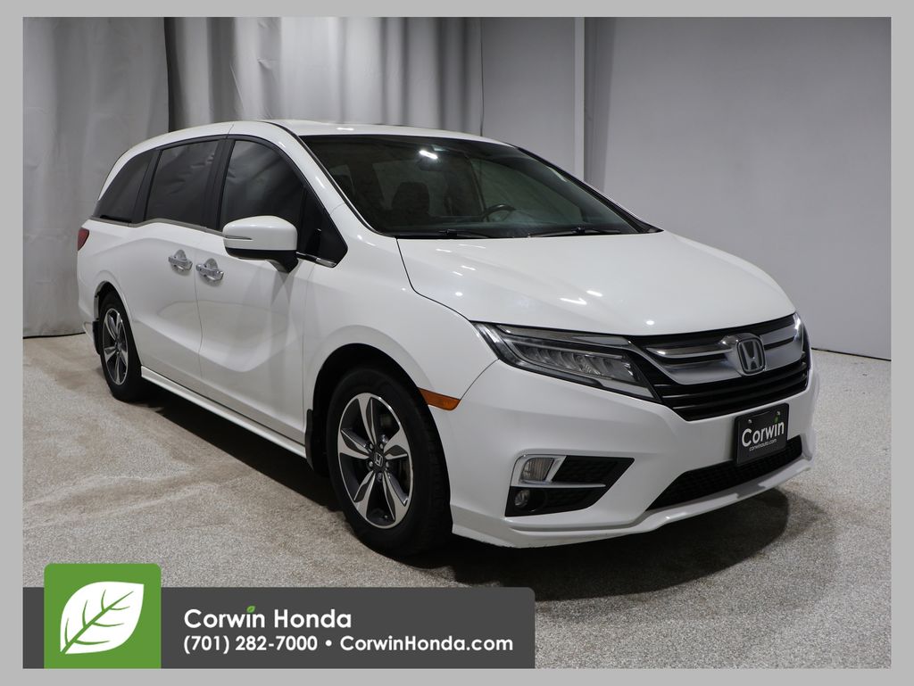 2020 Honda Odyssey Touring's photo