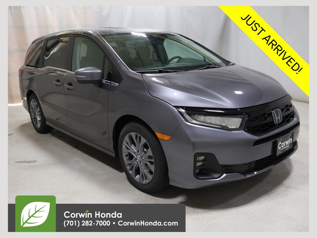 2026 Honda Odyssey Touring's photo