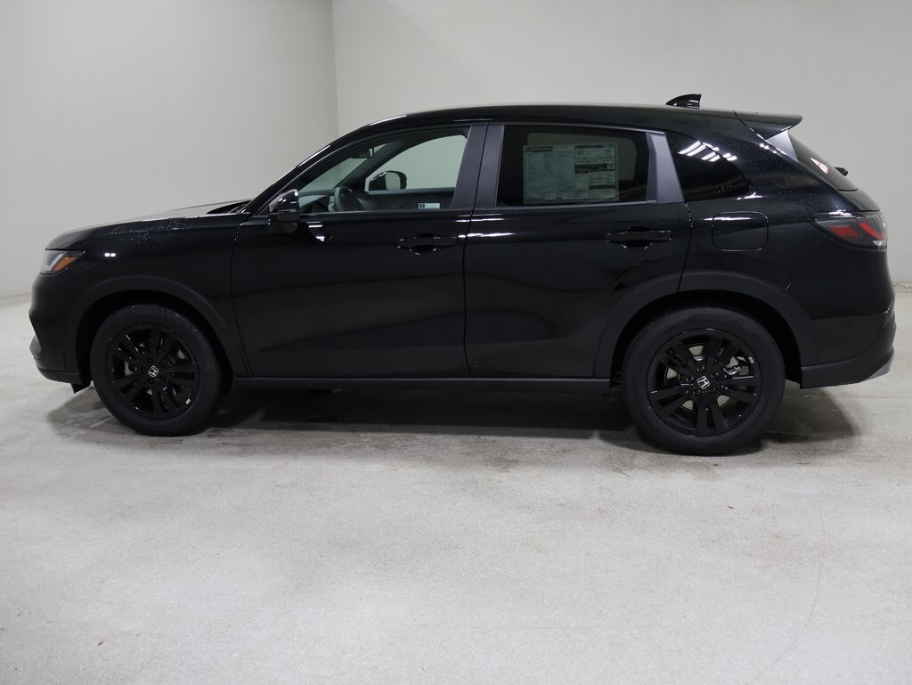 2026 Honda HR-V Sport photo 2