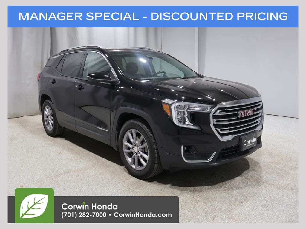 2024 GMC Terrain SLT AWD's photo