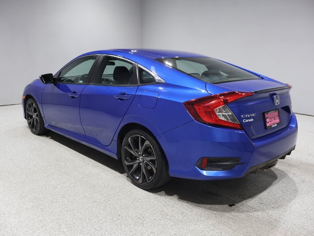 2019 Honda Civic Sport photo 4