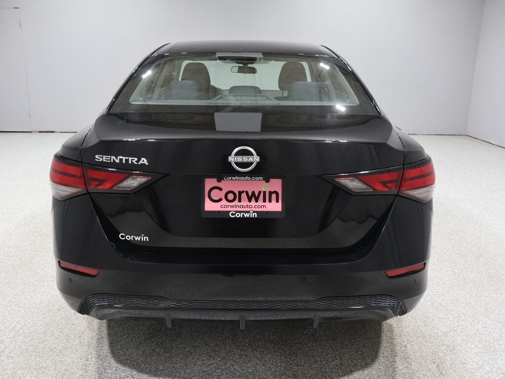 2024 Nissan Sentra S photo 2