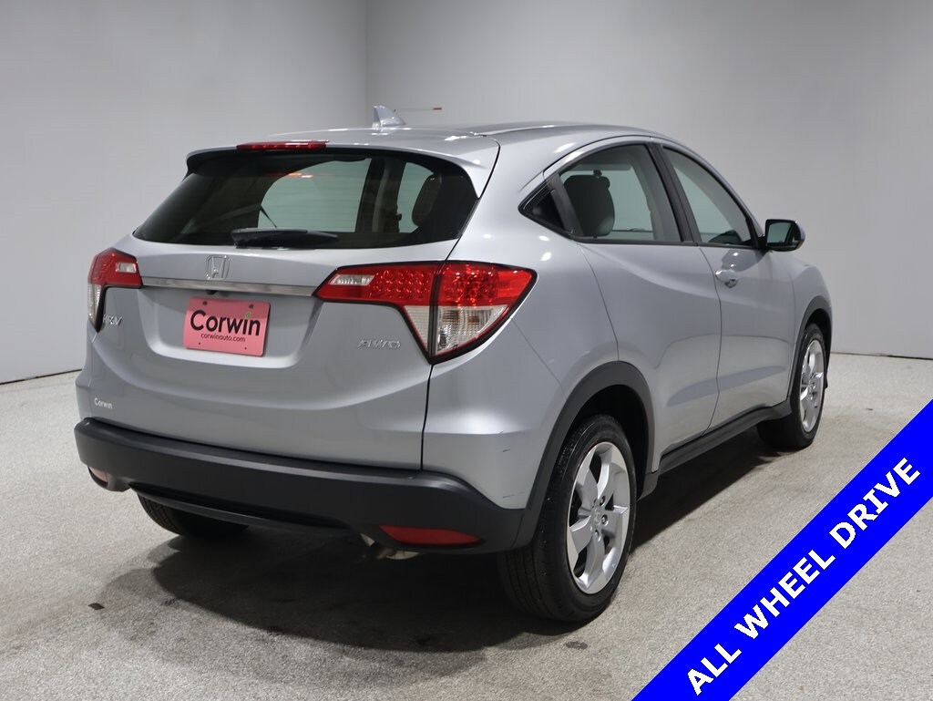 2021 Honda HR-V LX photo 2