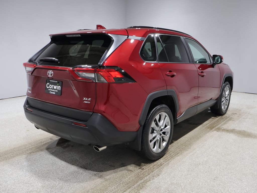 2025 Toyota RAV4 XLE Premium photo 2