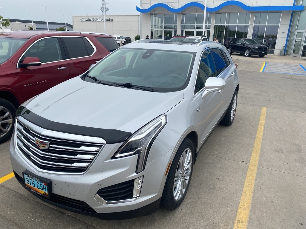 Used 2017 Cadillac XT5 Premium Luxury with VIN 1GYKNERS2HZ100369 for sale in Fargo, ND