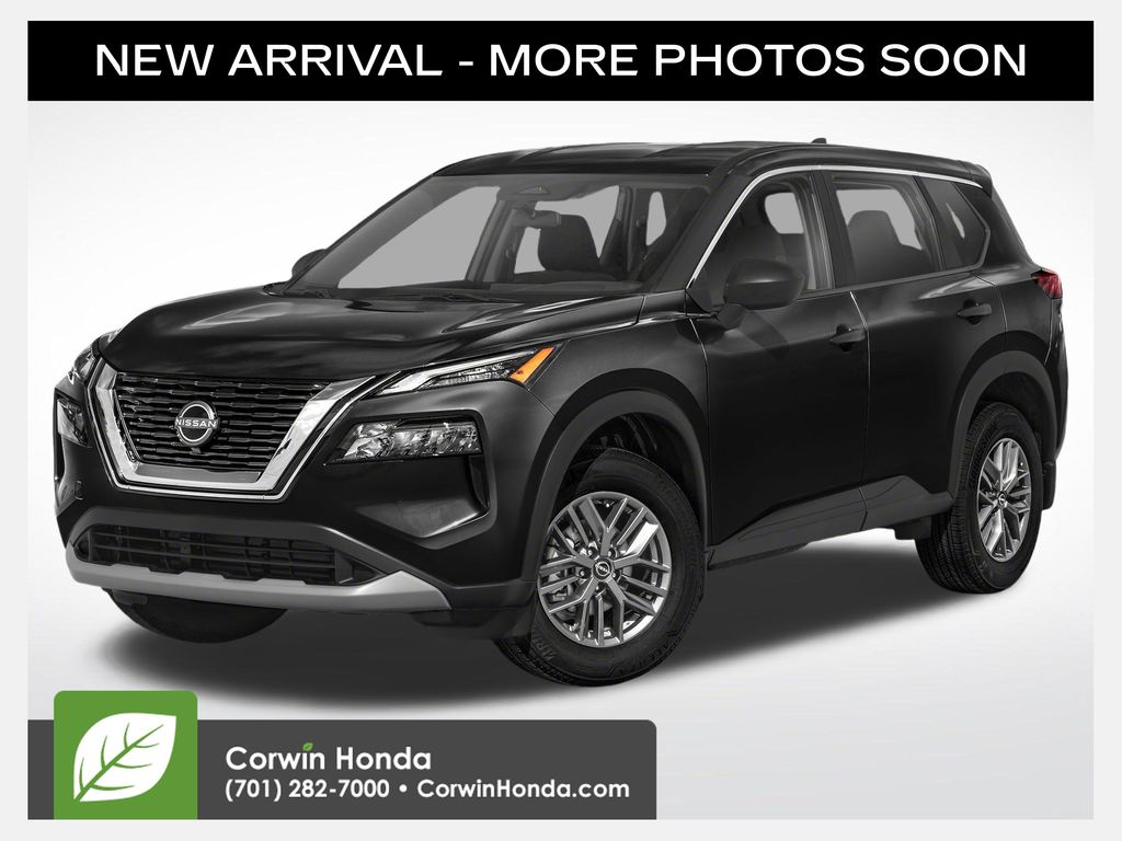 2022 Nissan Rogue S's photo