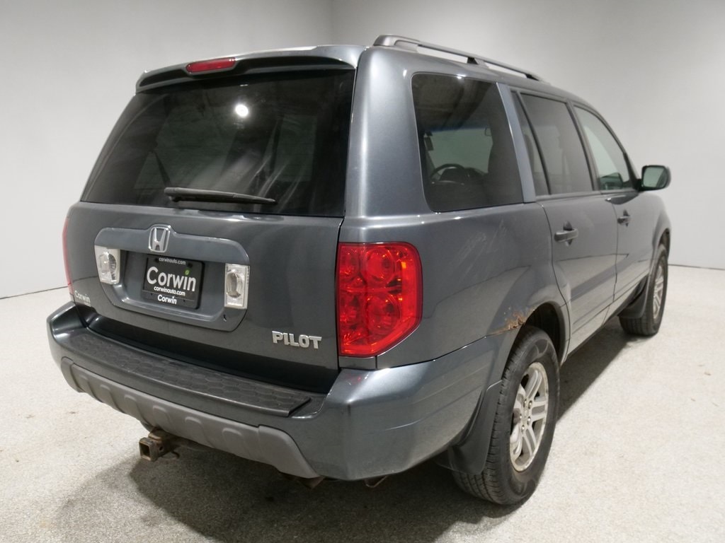 Used 2005 Honda Pilot EX with VIN 2HKYF18595H572542 for sale in Fargo, ND