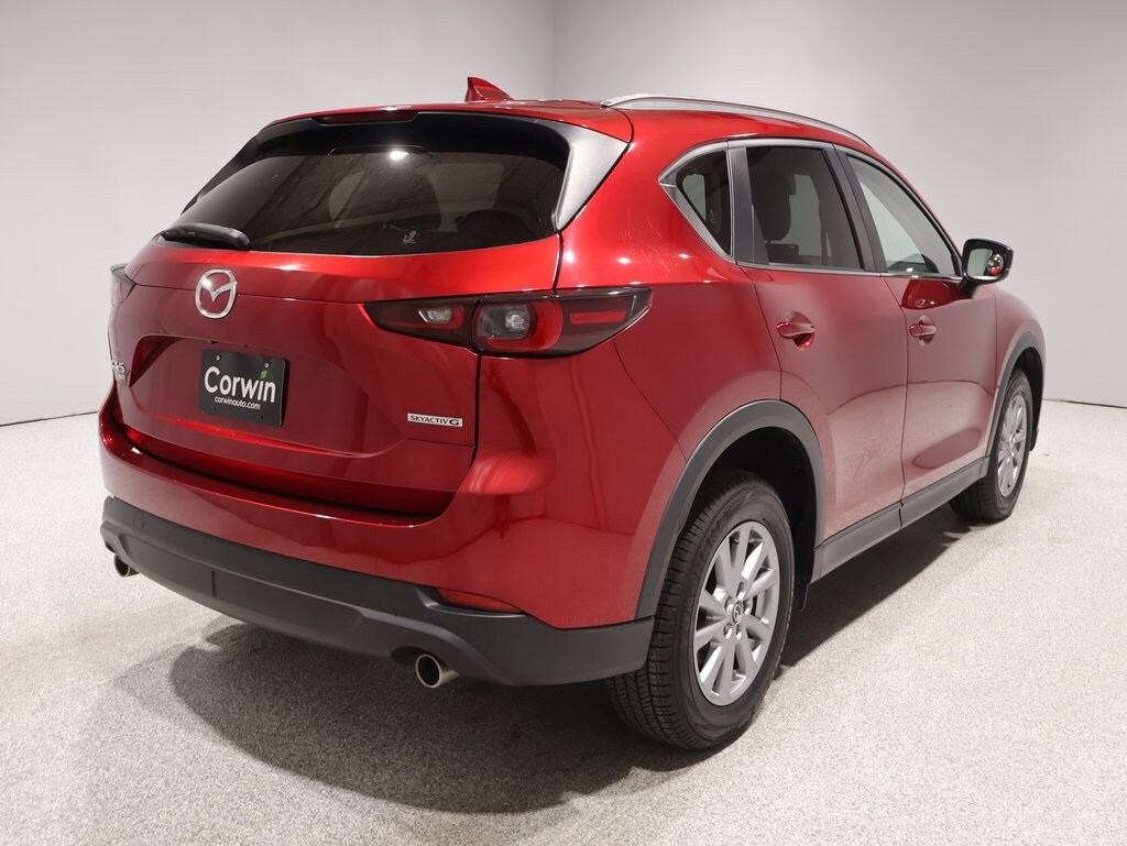 2022 Mazda CX-5 2.5 S Preferred photo 2