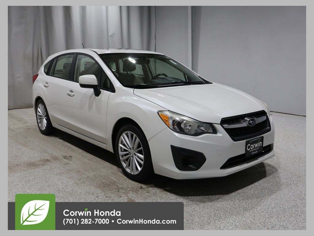 2013 Subaru Impreza 2.0I Premium's photo