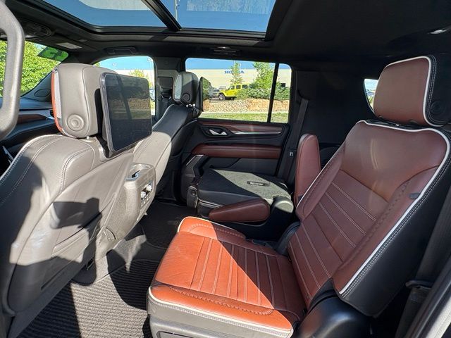 2023 GMC Yukon XL Denali Ultimate - Photo 26