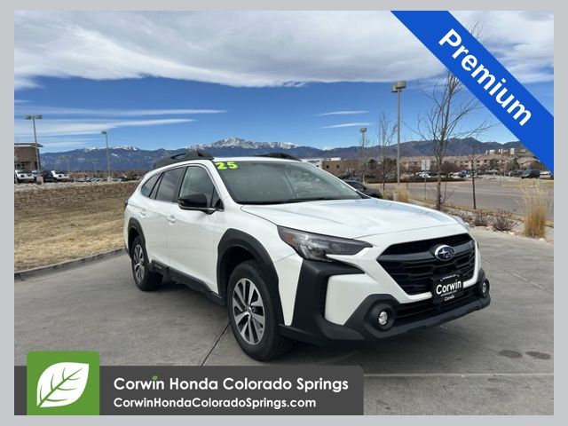 2025 Subaru Outback Premium's photo