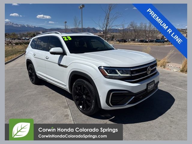 2023 Volkswagen Atlas 3.6L SEL Premium R-Line 4MOTION's photo