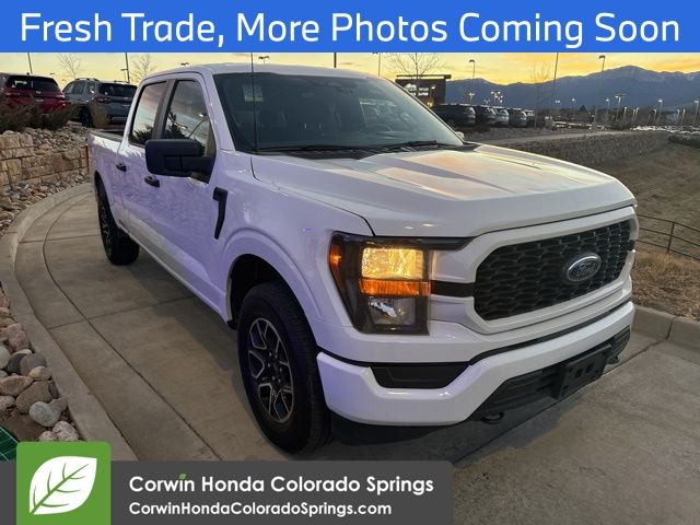 2023 Ford F-150 XL's photo