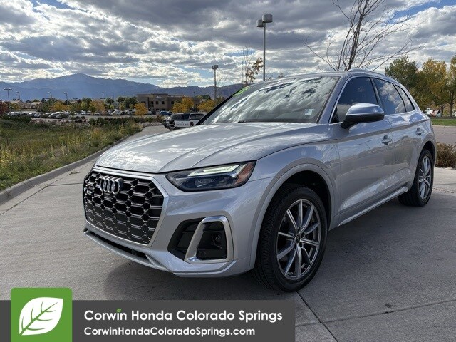 2022 Audi SQ5 Premium Plus photo 3