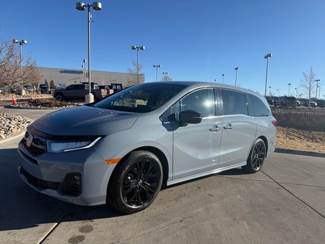 2025 Honda Odyssey photo 4