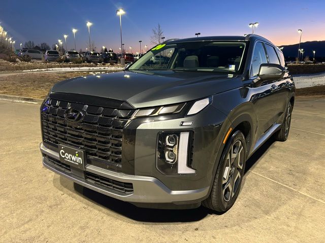 2024 Hyundai Palisade Limited photo 3