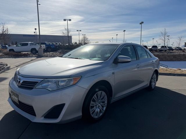 2012 Toyota Camry L photo 3