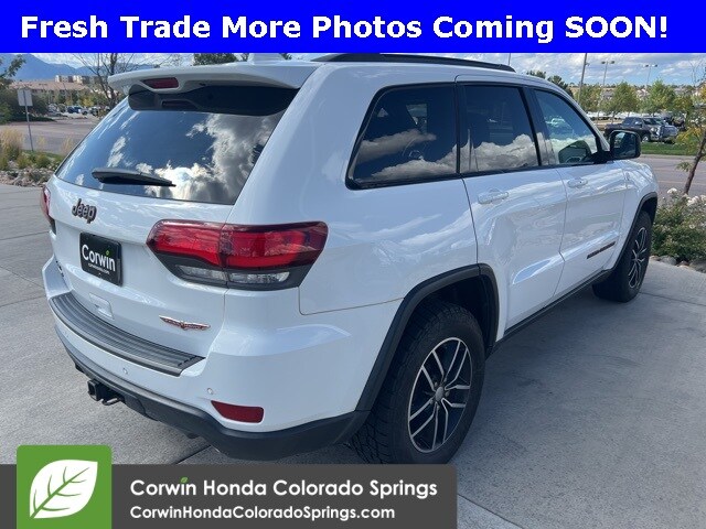 2018 Jeep Grand Cherokee Trailhawk photo 2