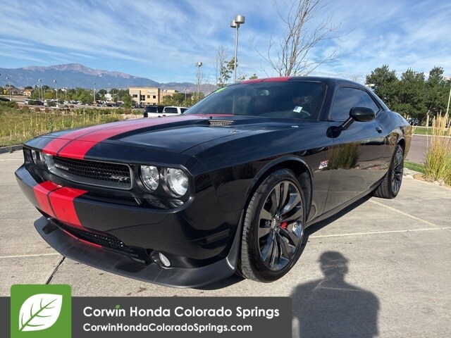 2014 Dodge Challenger SRT8 photo 3