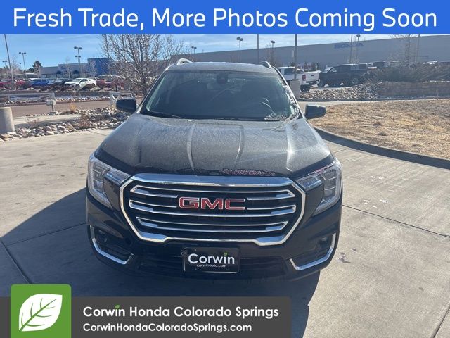 2024 Gmc Terrain SLT photo 3