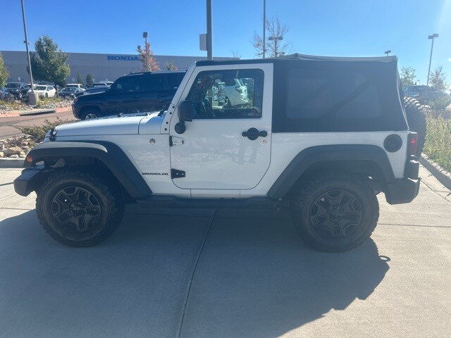 2016 Jeep Wrangler Willys Wheeler photo 4